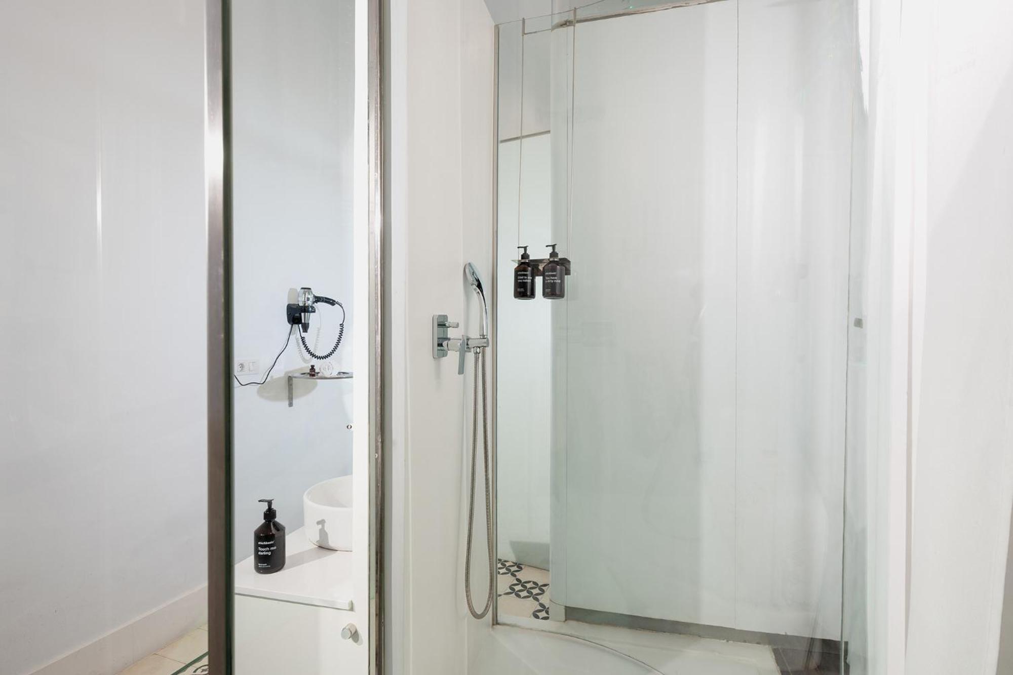 Chic & Basic Born Boutique Hotel Barcelona Ngoại thất bức ảnh